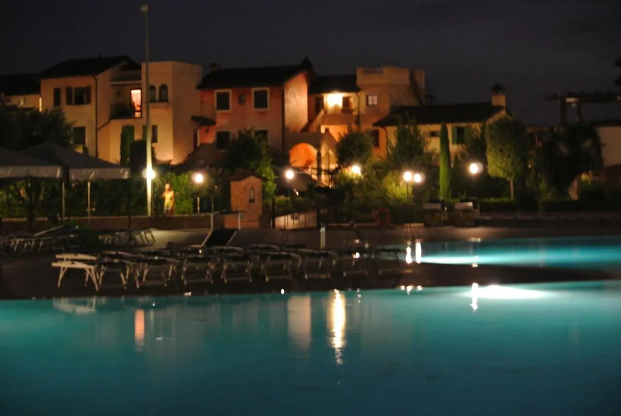 Lugana Resort & Sporting Club - Sermana Village Peschiera del Garda Aparthotel